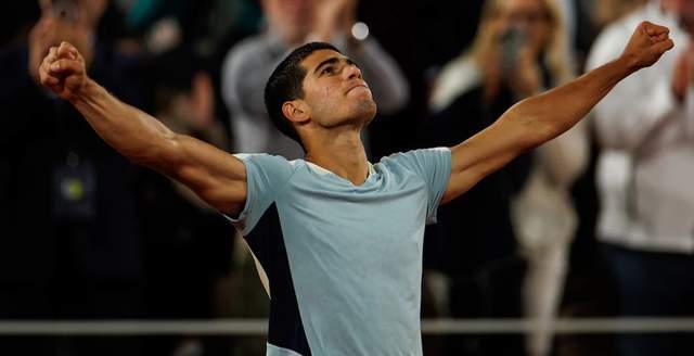 西班牙黄金一代再展实力